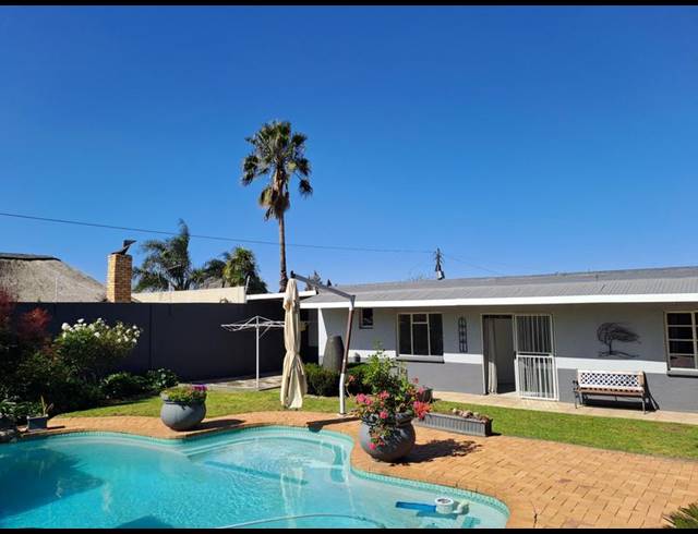 3 BEDROOM HOUSE FOR SALE IN PRIMROSE